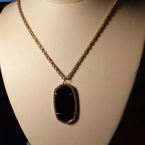 Kendra Scott necklace